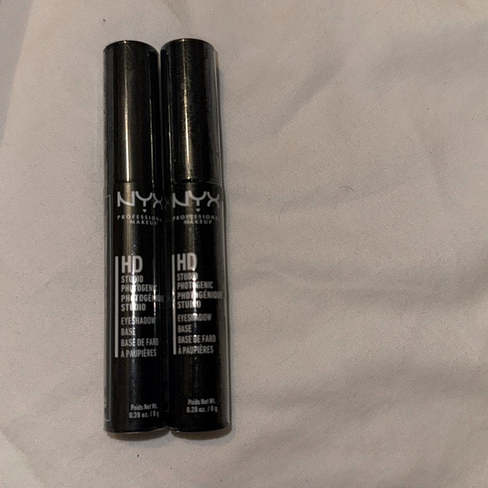 Eyeshadow base